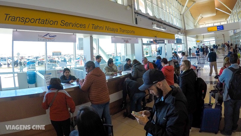 Atacama Roteiro 7 Dias: Dicas de Viagem - na chegada no Aeroporto de Calama, é possível fechar o transfer para San Pedro com várias operadoras Viagem para o Deserto do Atacama - Dicas e Roteiro de 7 Dias