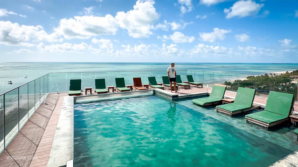 Piscina do Hotel Meridiano, em Maceió