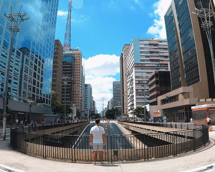 5 passeios subterrâneos para descobrir São Paulo